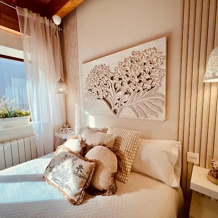 El Capricho De Claudia_ Catedral アパート